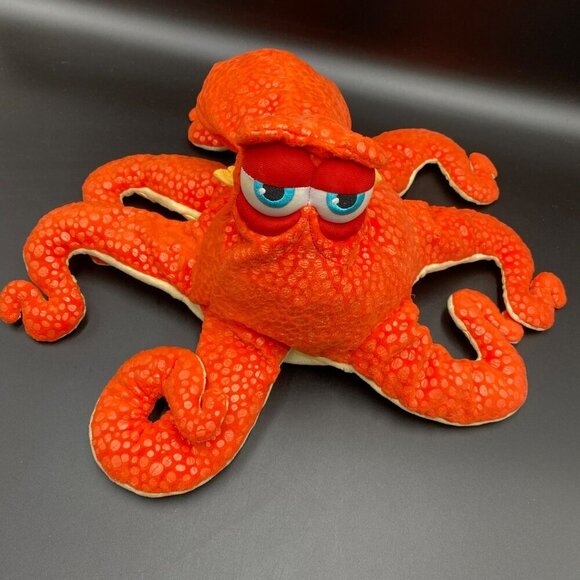Disney Store Pixar Finding Dory Hank Plush - Picture 1 of 7